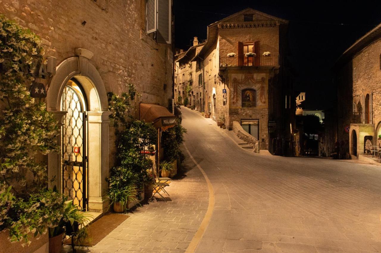 Hotel Minerva Assisi Exterior foto