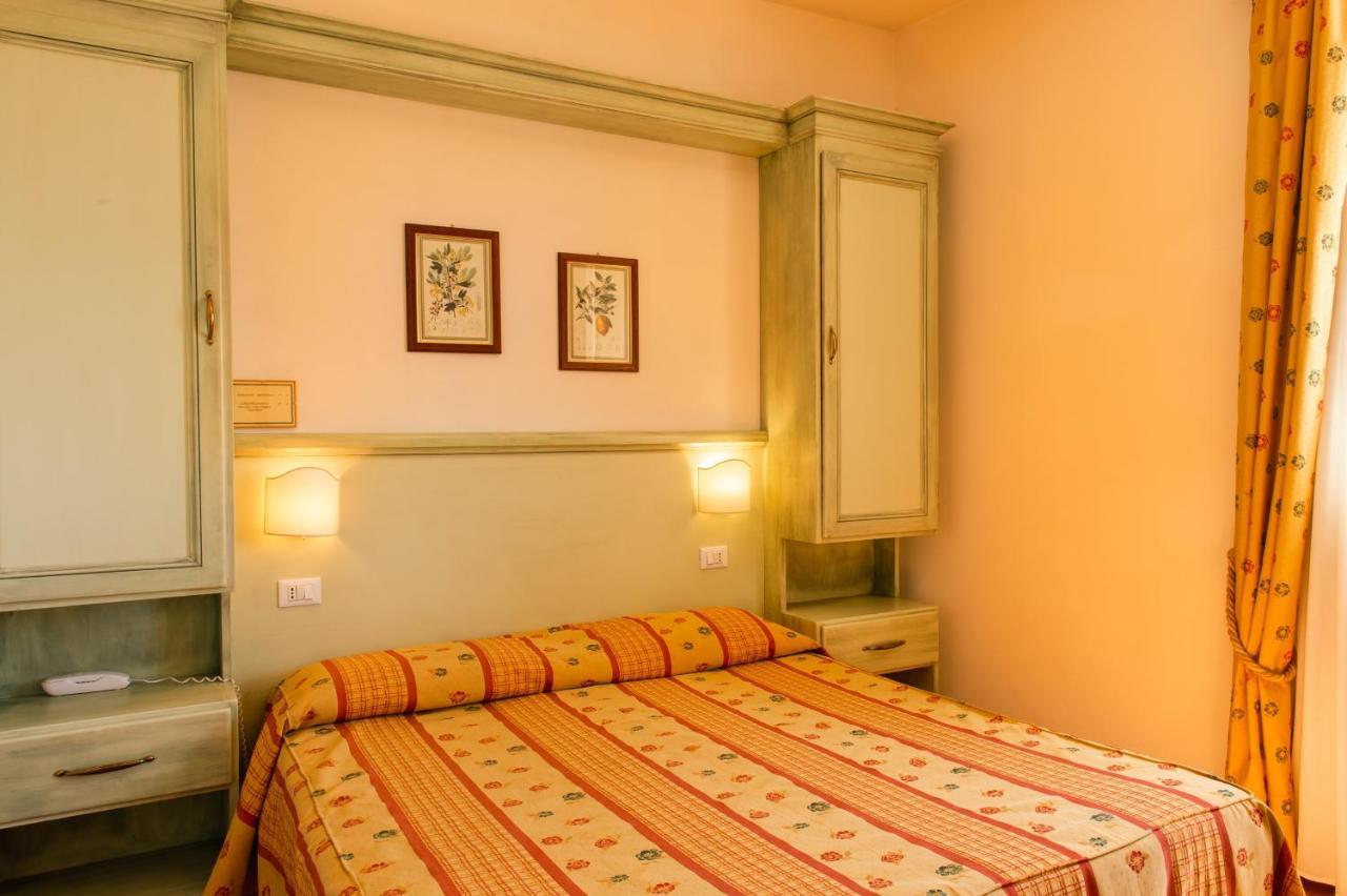 Hotel Minerva Assisi Exterior foto