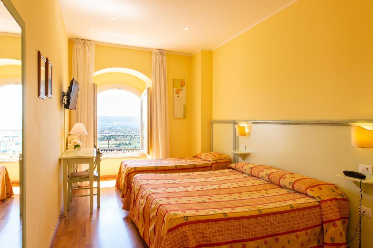 Hotel Minerva Assisi Exterior foto